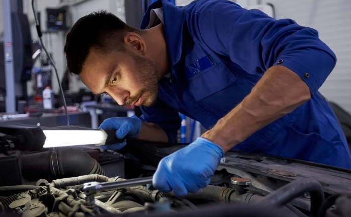 Payrolling autobedrijf door Power Company in Groningen.